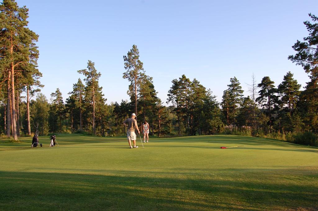 Bjaerkas Golf & Country Club Apartment Nivelax Bagian luar foto