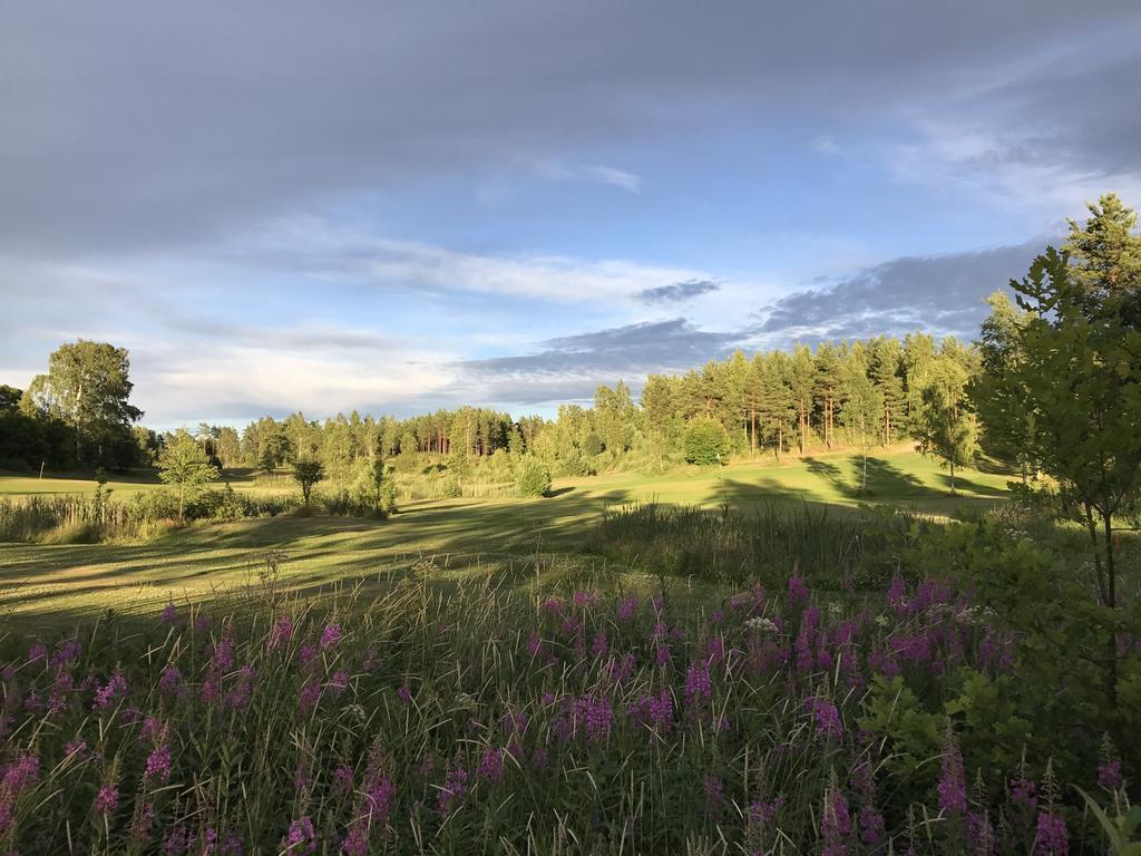 Bjaerkas Golf & Country Club Apartment Nivelax Bagian luar foto